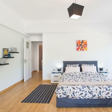Ideally Located Flat ★ Close To Everything Apartment Атина Екстериор снимка