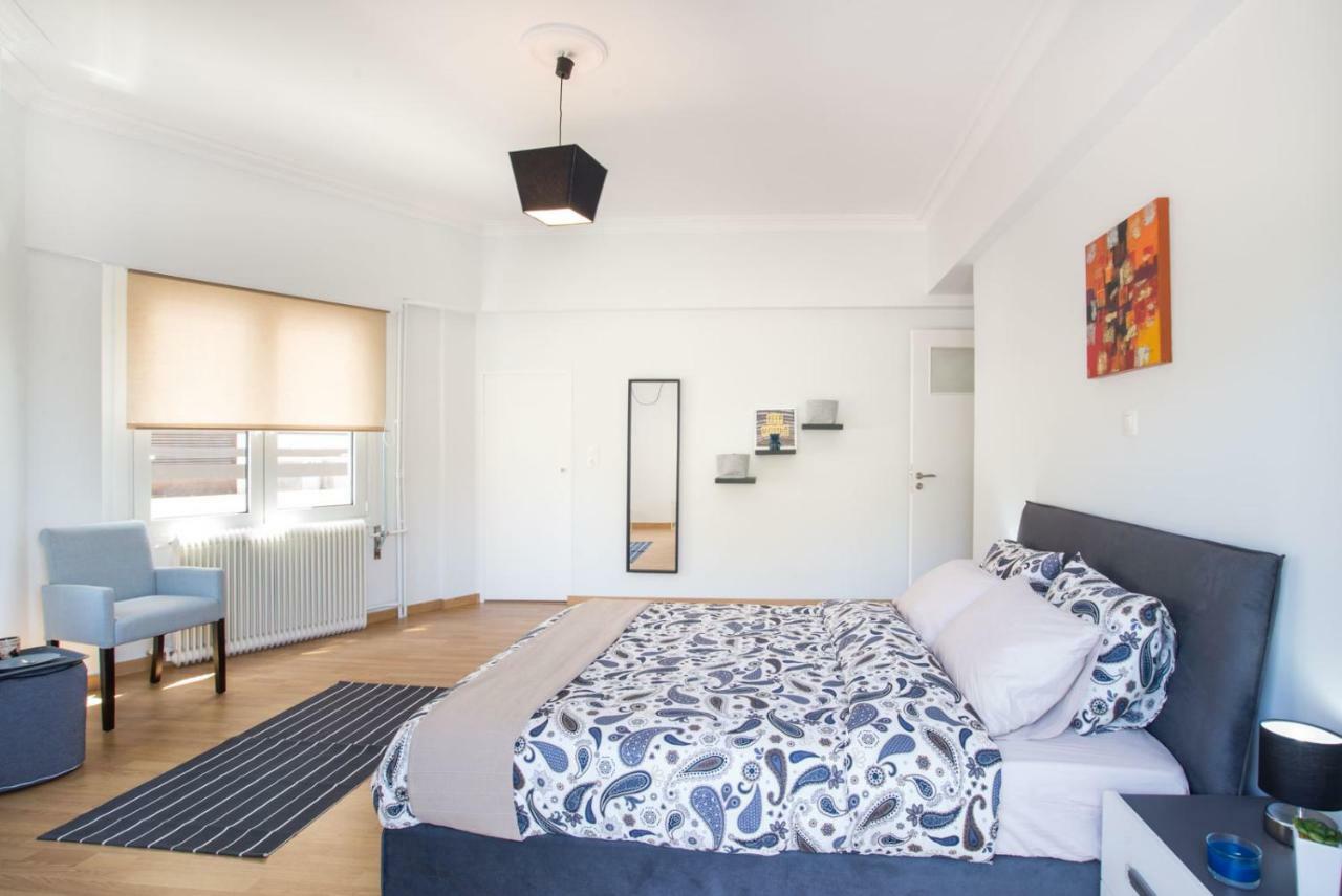 Ideally Located Flat ★ Close To Everything Apartment Атина Екстериор снимка